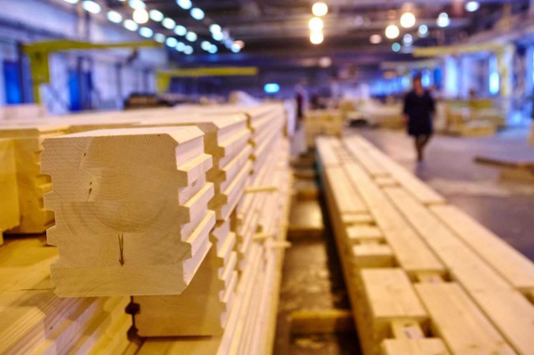 Производство и применение клееного бруса: стоимость и особенности