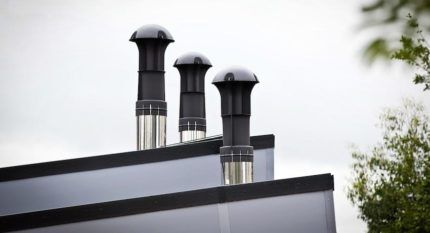 Узлы прохода вентиляционных вытяжных шахт: виды, особенности выбора, применения и установки проходки Узлы прохода вентиляционных вытяжных шахт: виды, особенности выбора, применения и установки проходки