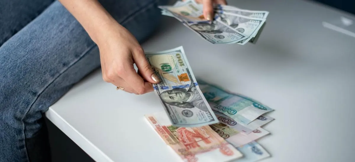 Доллар прибавит до 3 рублей после снижения ставки ЦБ 19 июня: что будет с кредитами и вкладами? Доллар прибавит до 3 рублей после снижения ставки ЦБ 19 июня: что будет с кредитами и вкладами?