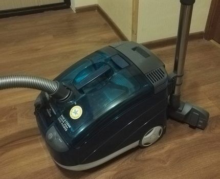 Обзор пылесоса Thomas Twin T1 Aquafilter: лучший для аллергиков и фанатов чистоты Обзор пылесоса Thomas Twin T1 Aquafilter: лучший для аллергиков и фанатов чистоты