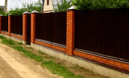 Декоративные столбы для забора Декоративные столбы для забора