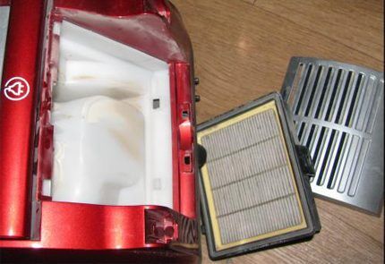 Обзор пылесоса Самсунг SC6570: щетка Pet Brush не оставит шерсти ни одного шанса
